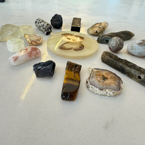 Natural Stone and Crystal Pendant Lot - Picture 3 of 11
